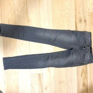 Joes Jeans. Grey Size 25. Like new.